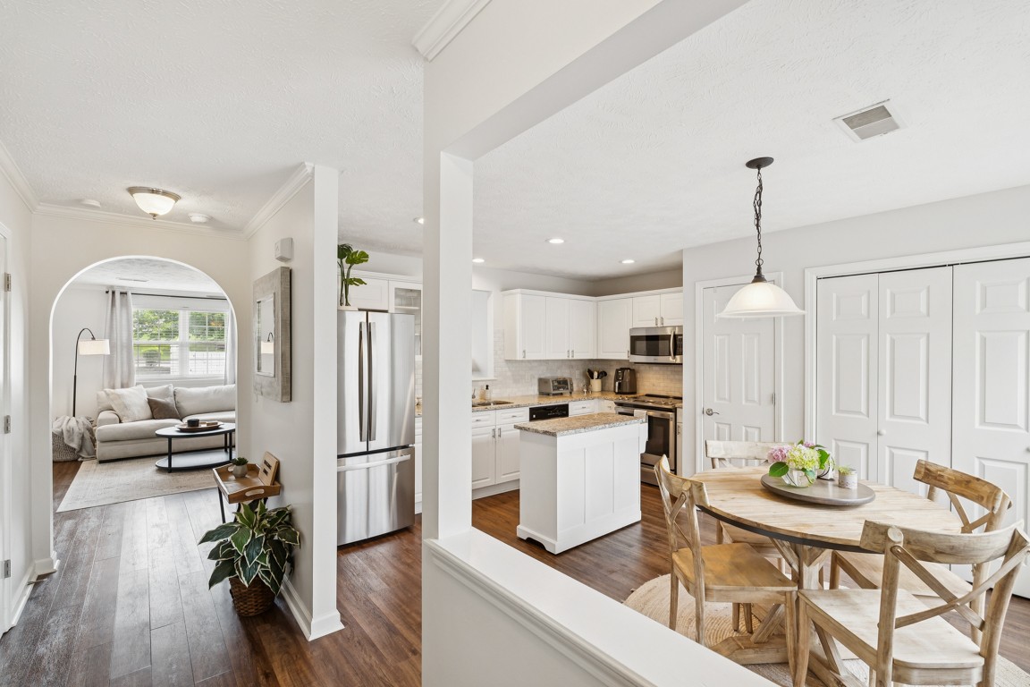 2120 Lebanon Pike Property Photo 1