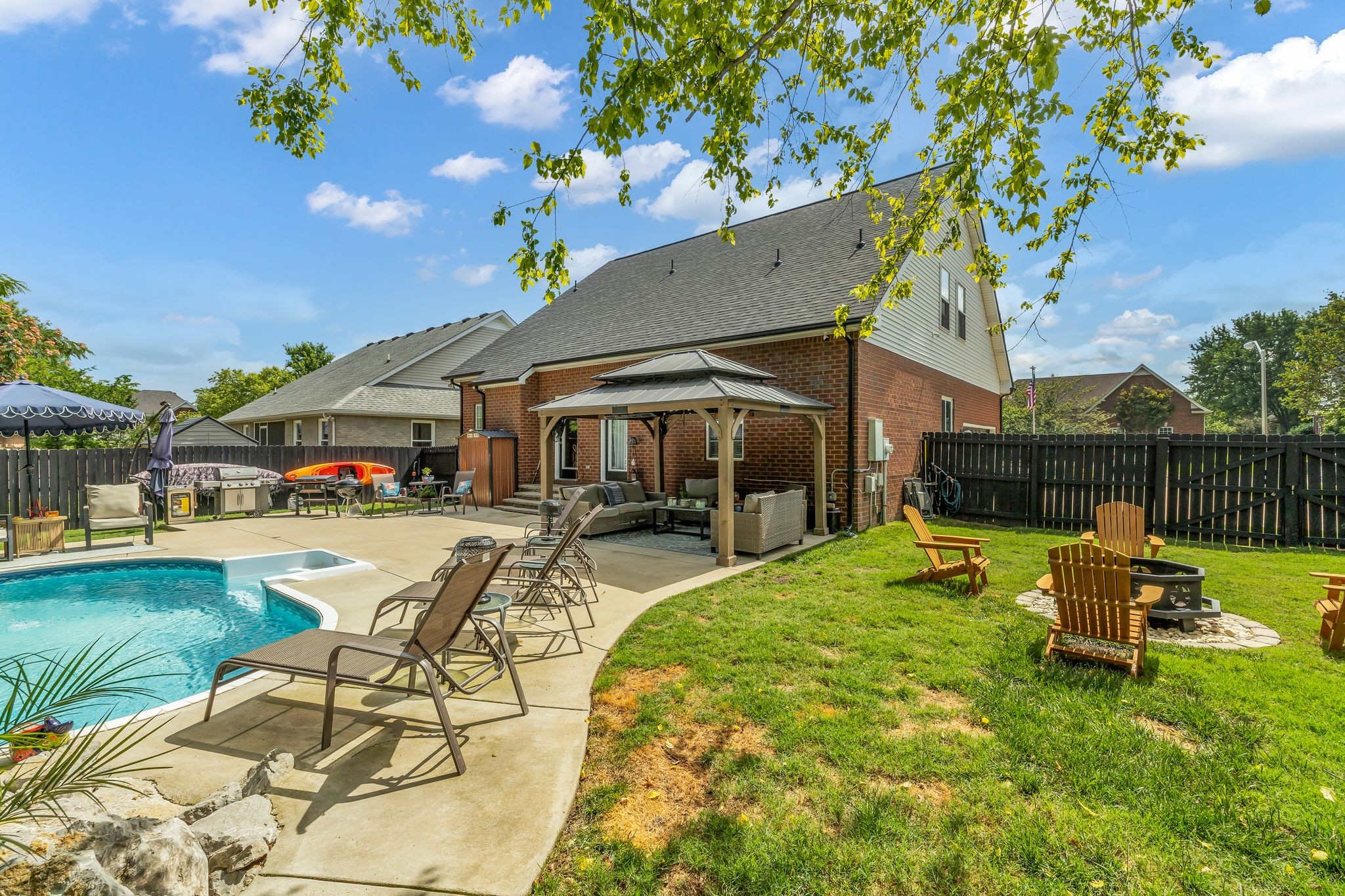 2988 Barnstable Ct