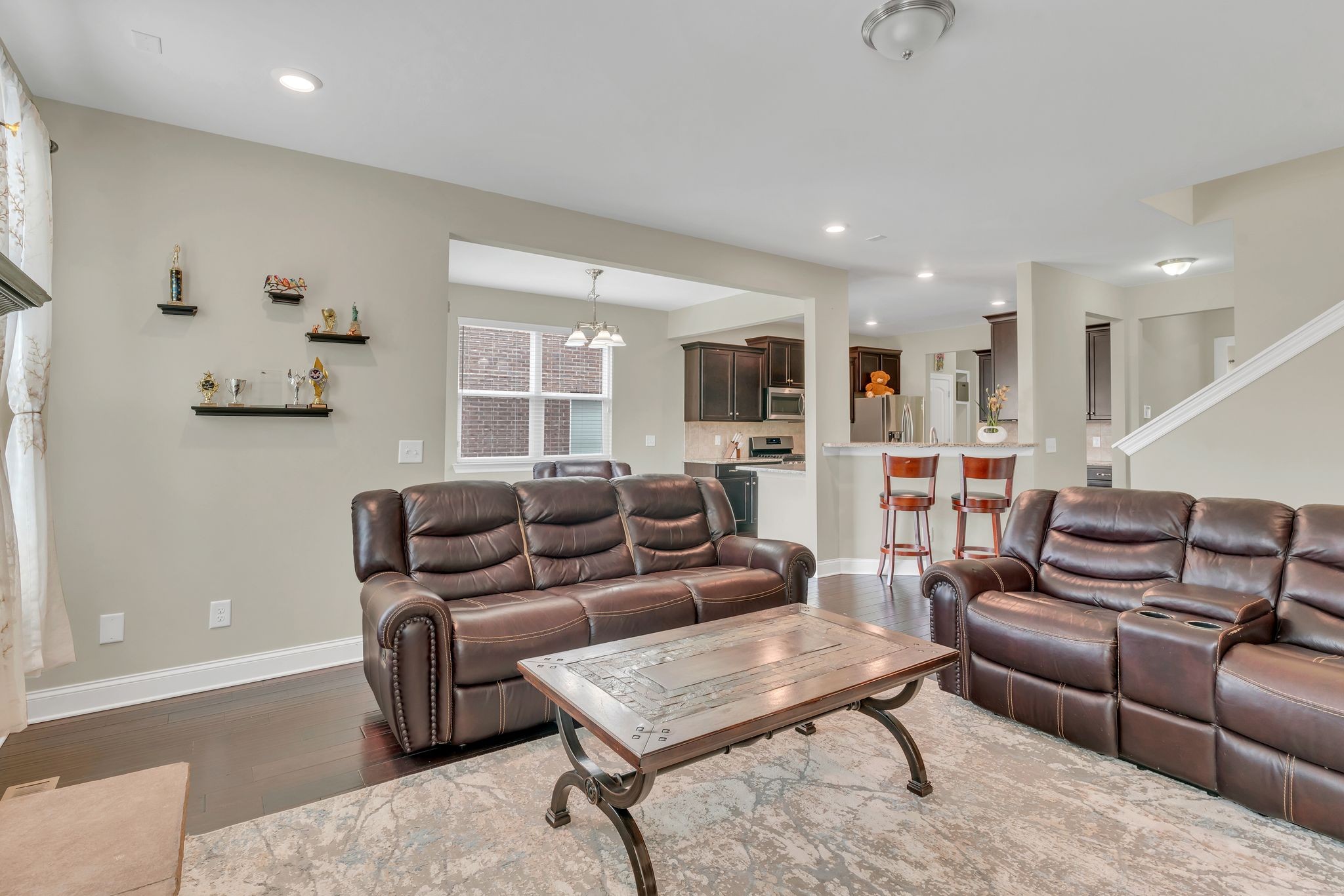 1617 Southhampton Way Property Photo 11