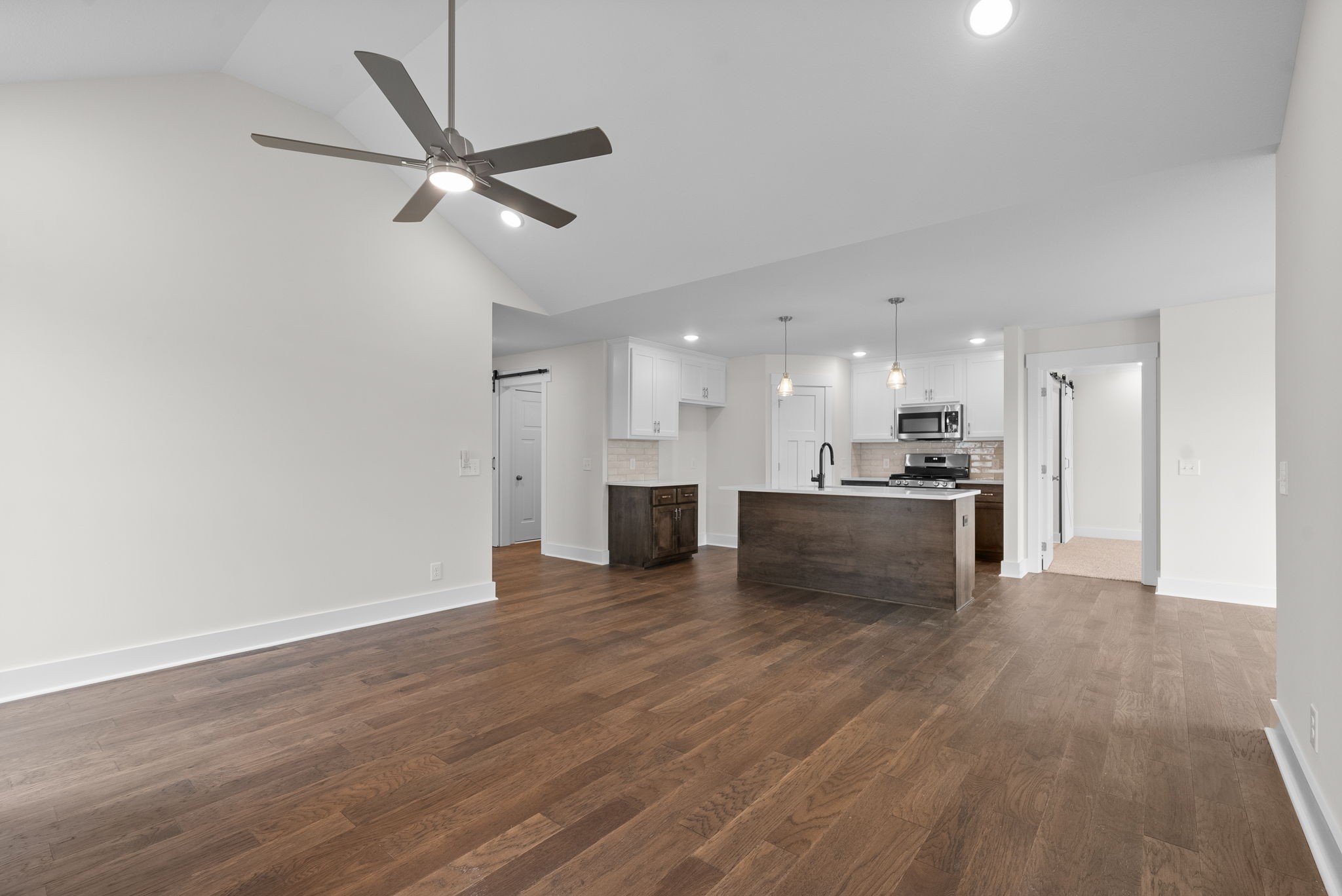 1573 Collins View Way Property Photo 10