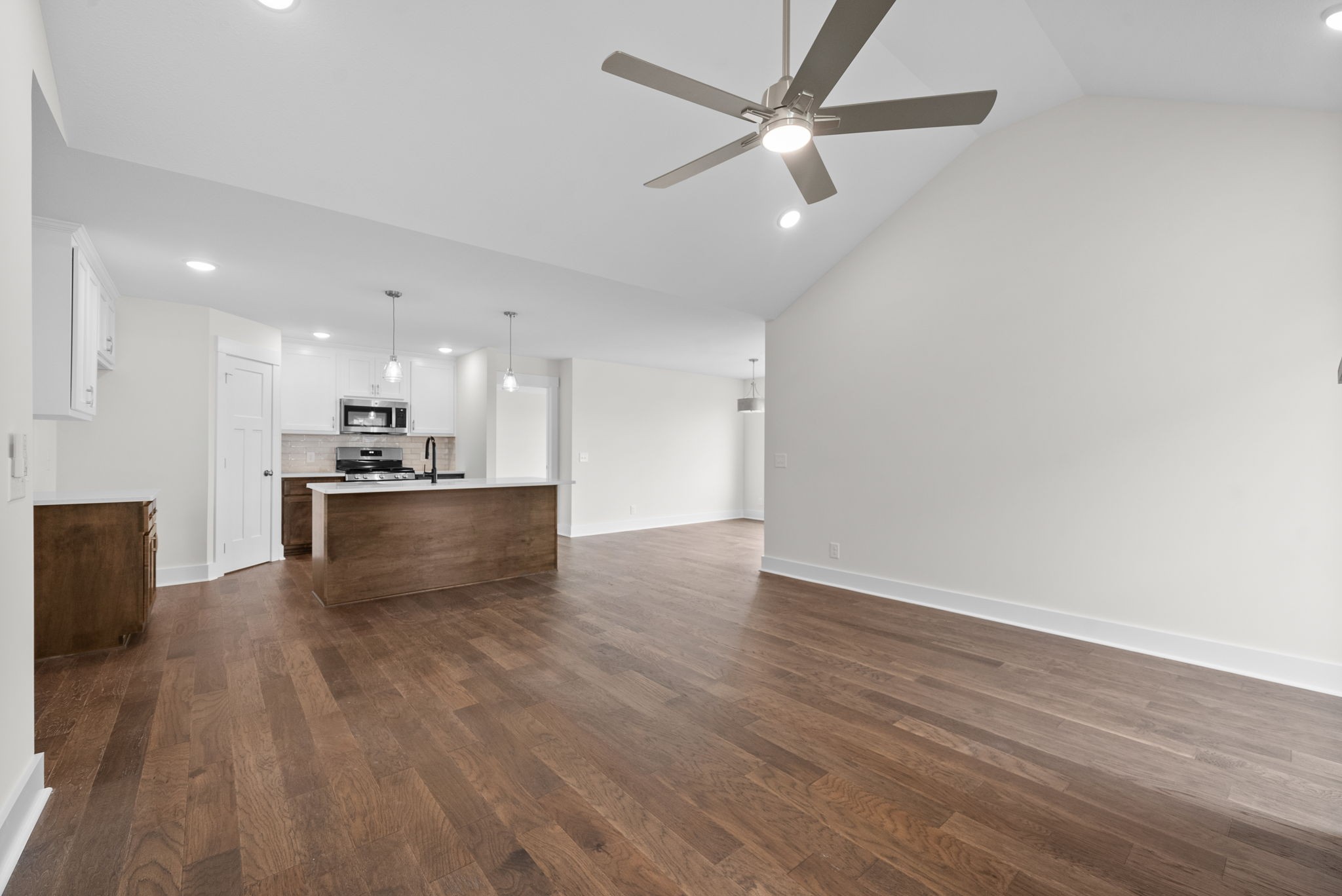 1573 Collins View Way Property Photo 11