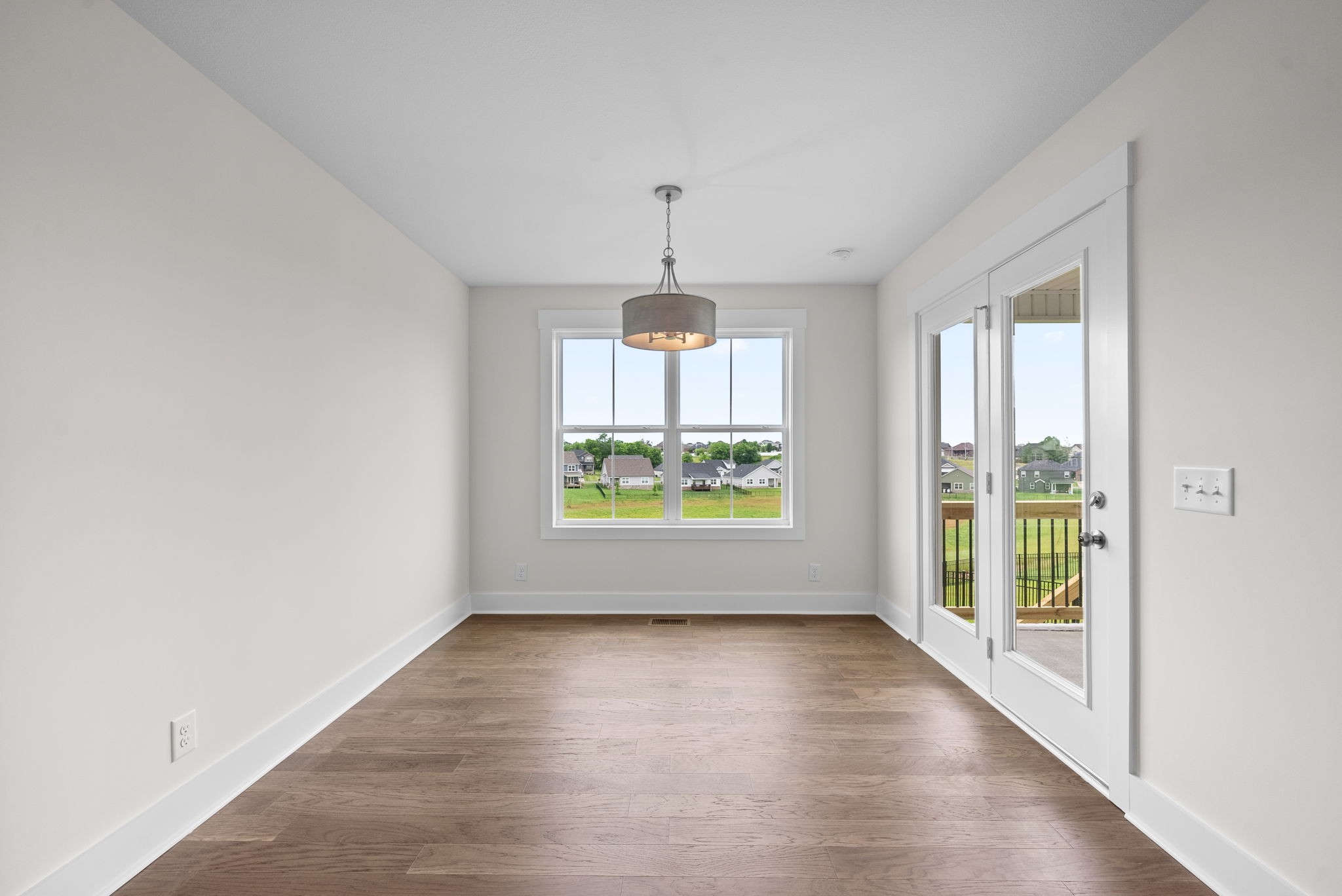 1573 Collins View Way Property Photo 18