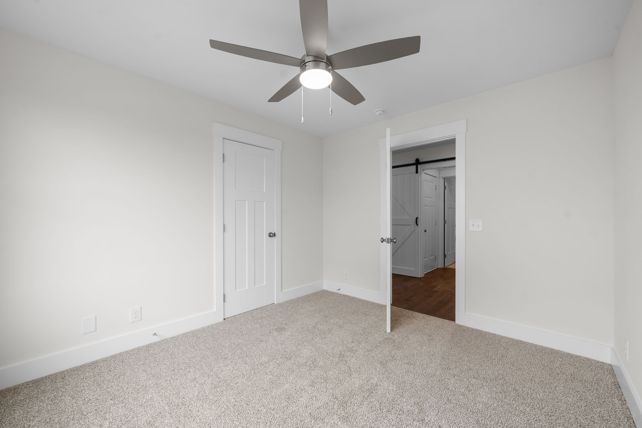1573 Collins View Way Property Photo 27