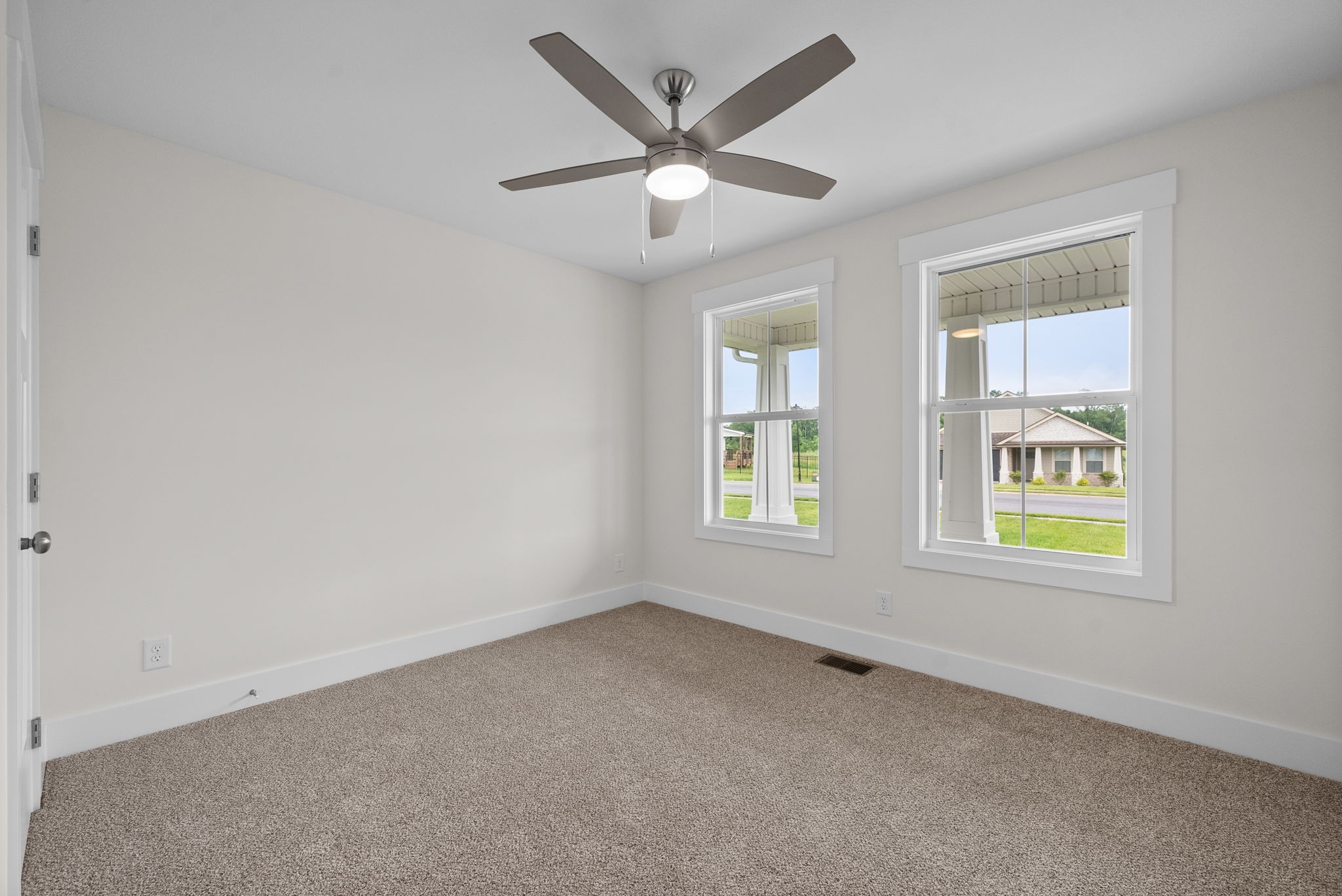 1573 Collins View Way Property Photo 29