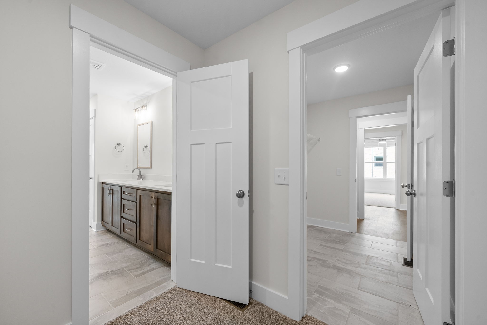 1573 Collins View Way Property Photo 31
