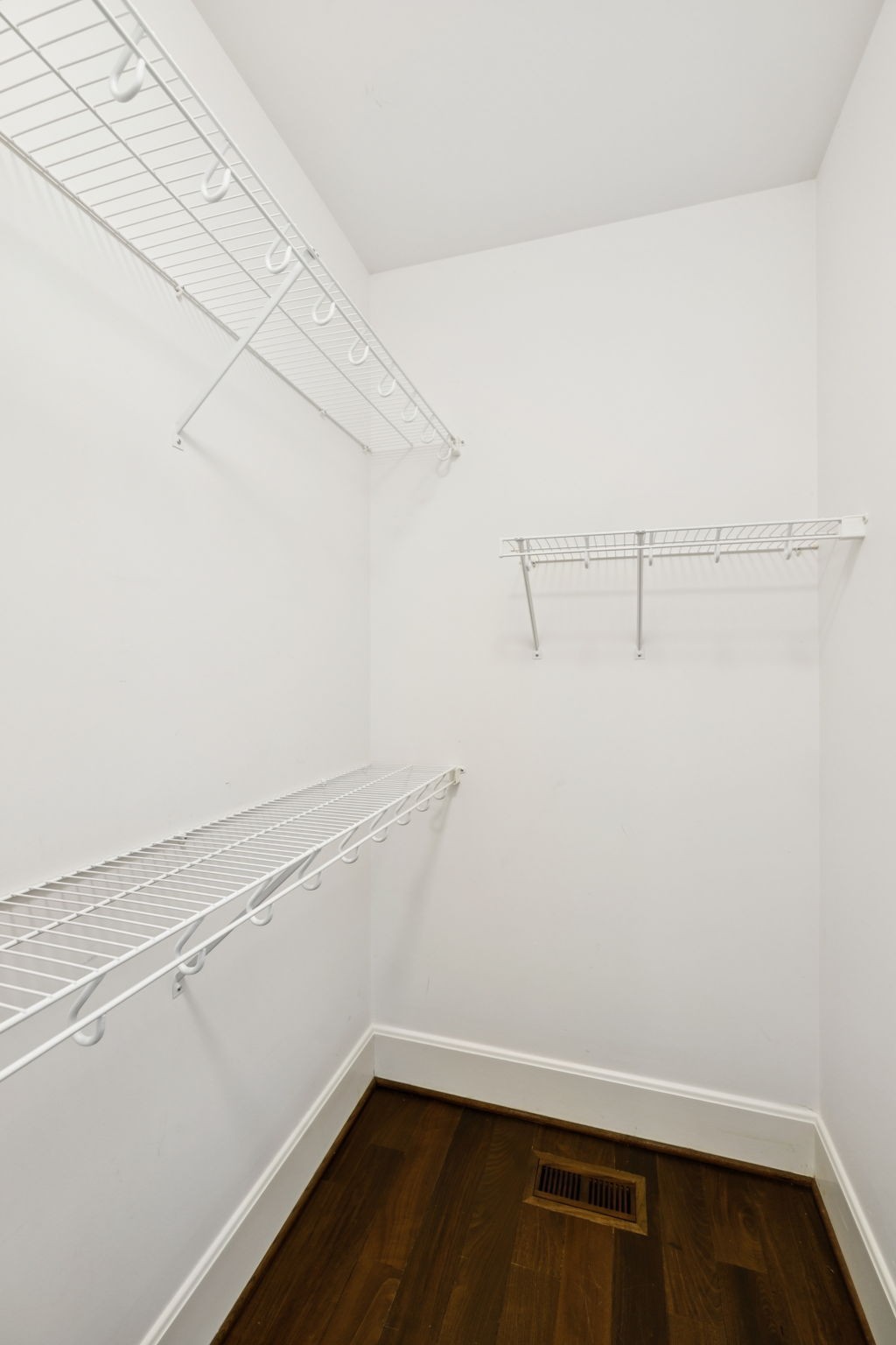286 Keswick Grove Ln Property Photo 54
