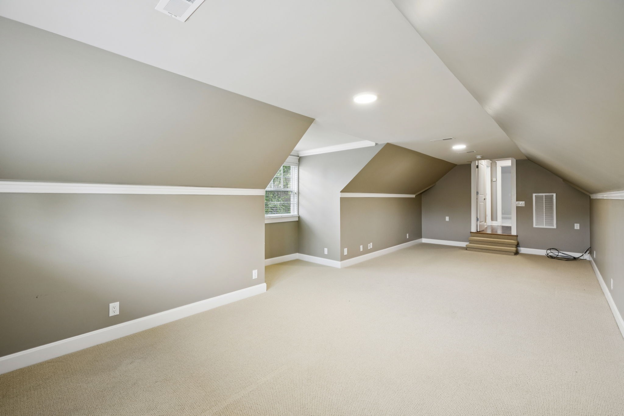 286 Keswick Grove Ln Property Photo 64
