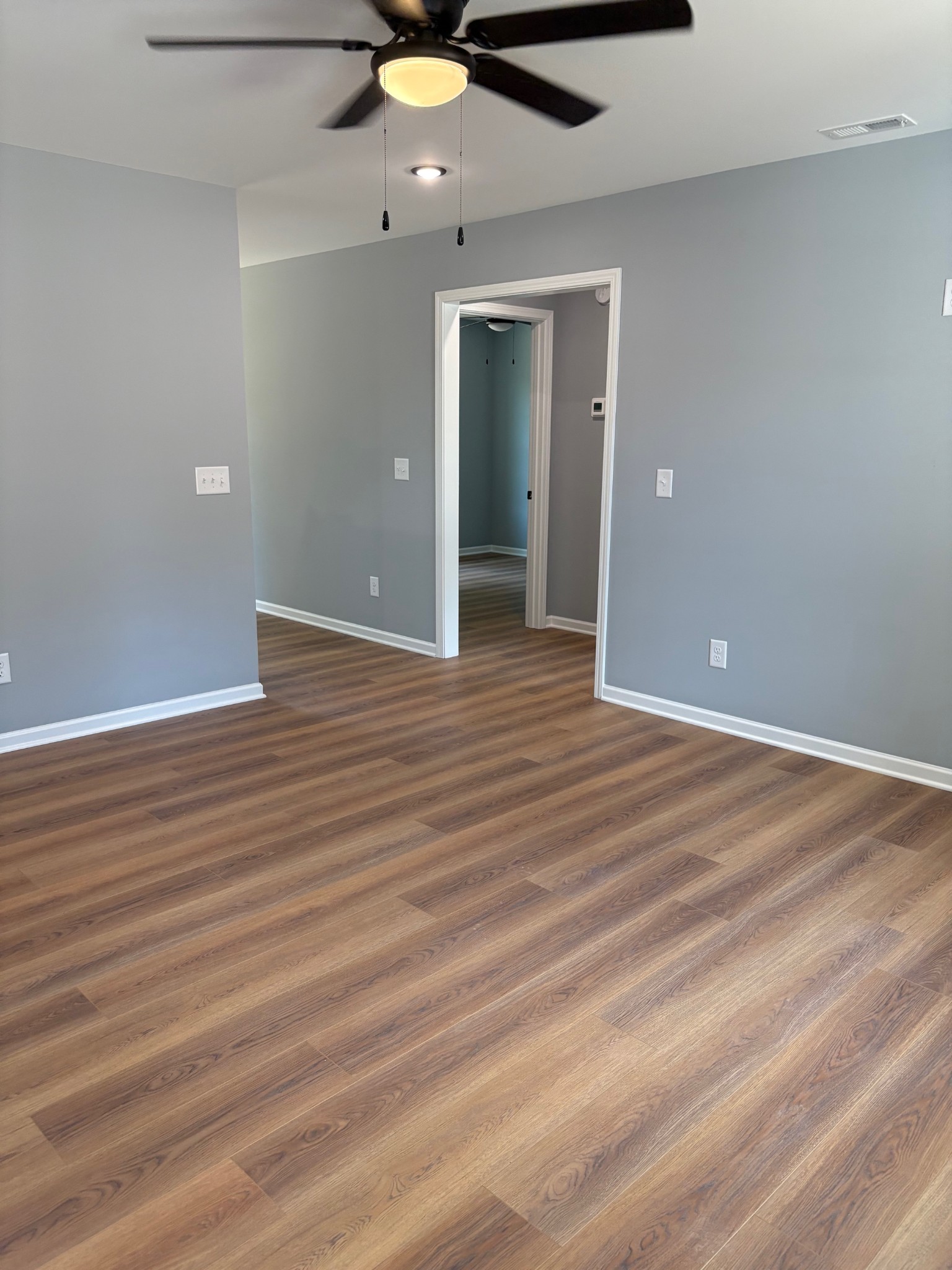 212 Hayes St Property Photo 6