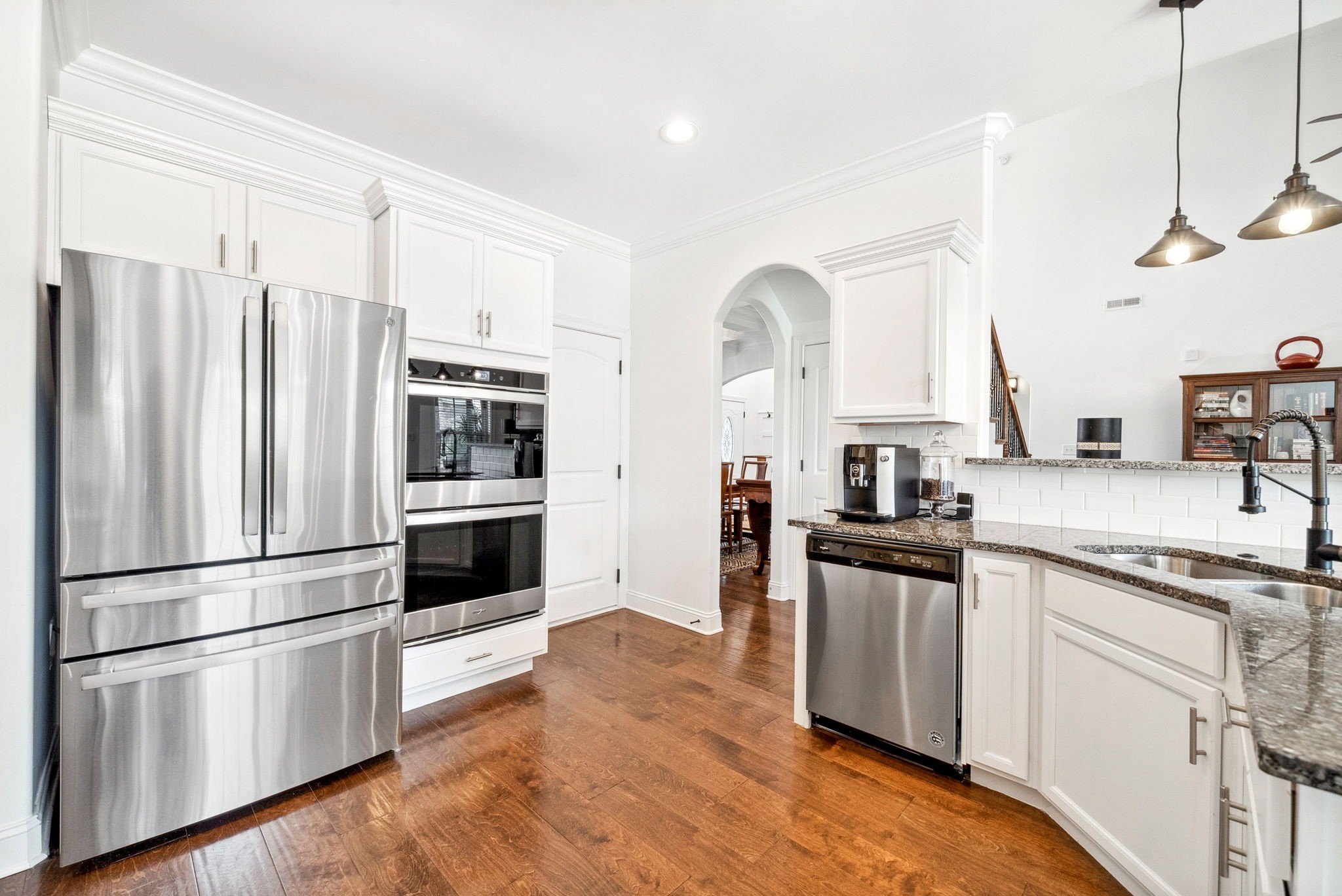 1045 Pitt Ln Property Photo 12