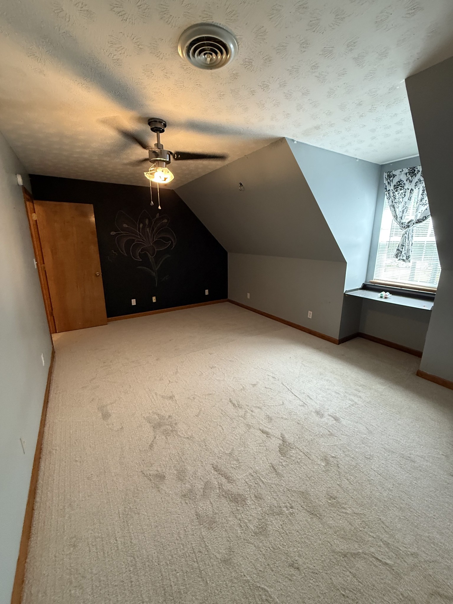8770 Harrison Ferry Rd Property Photo 13