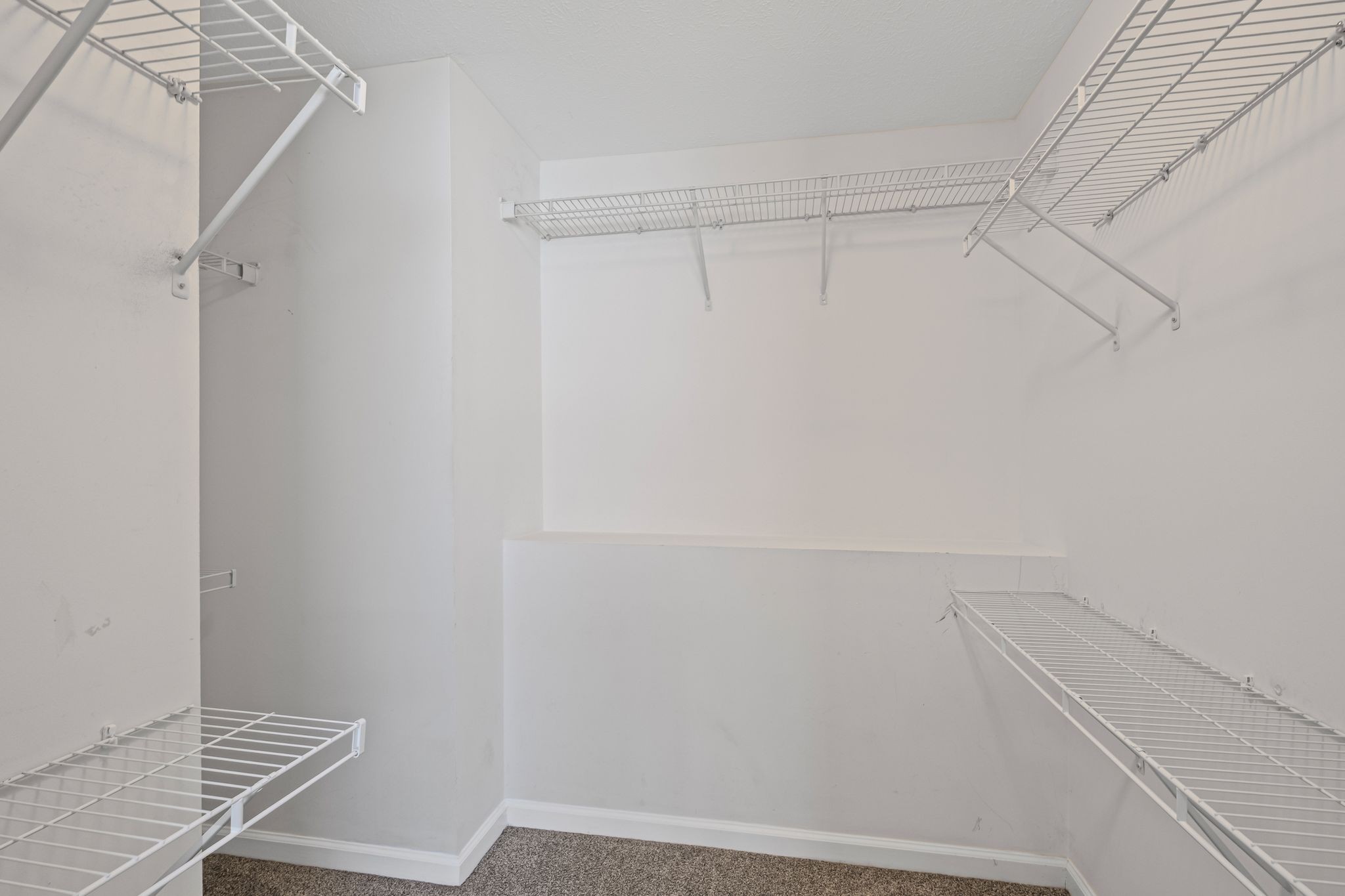602 Pemberton Ct Property Photo 21
