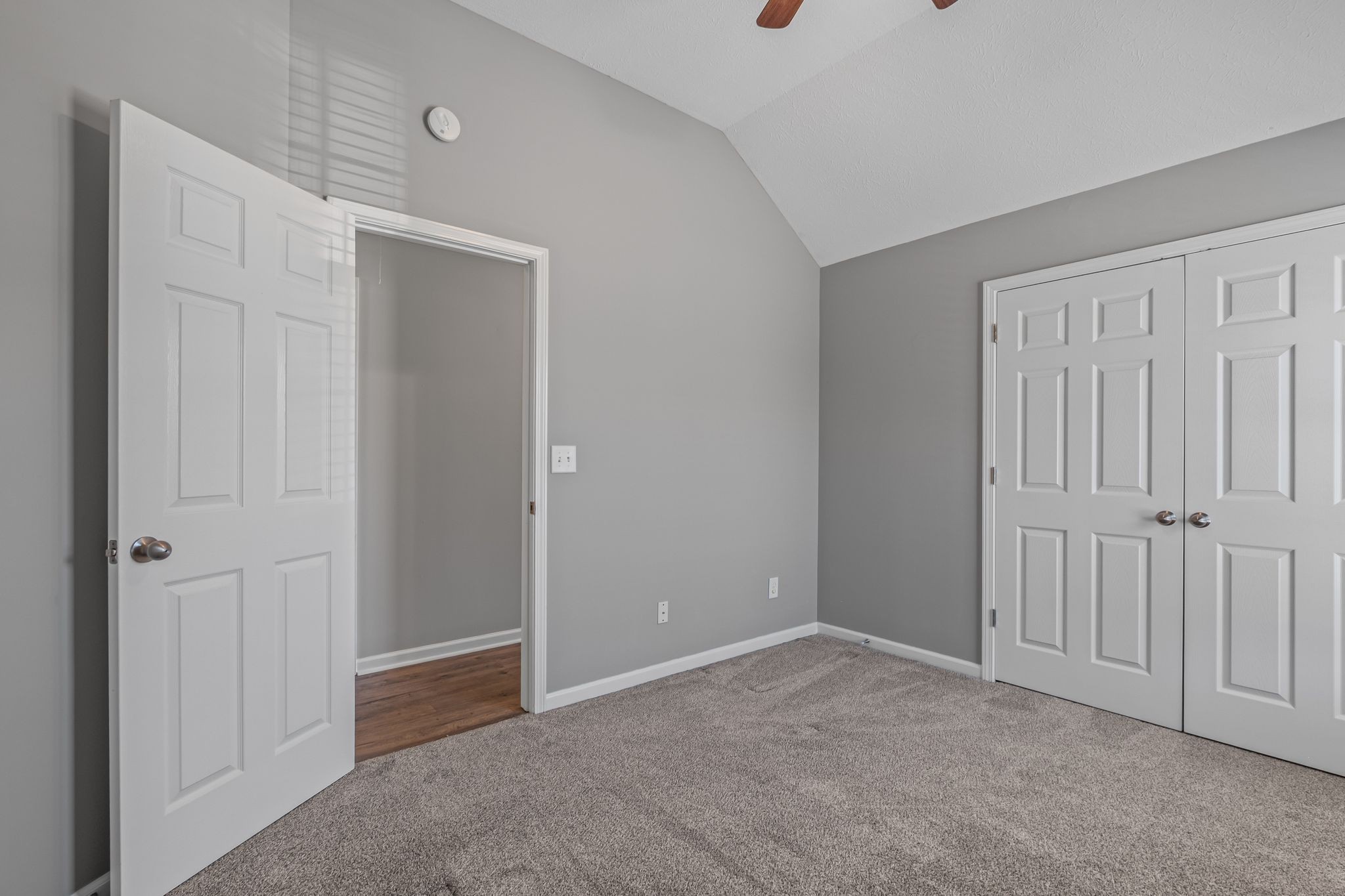 602 Pemberton Ct Property Photo 32