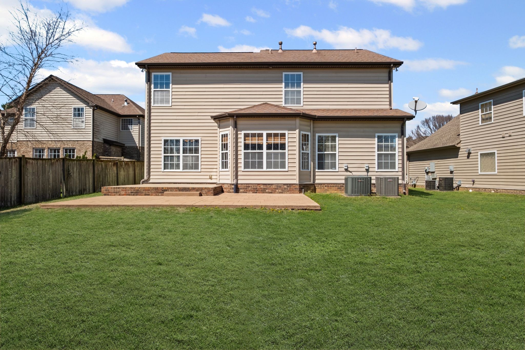 602 Pemberton Ct Property Photo 41