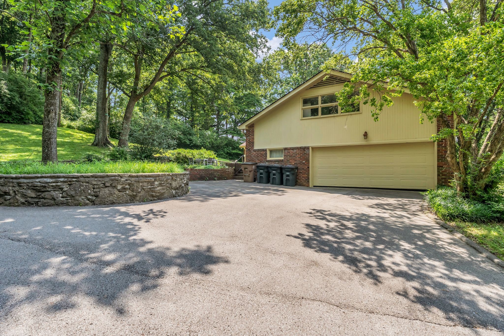 208 Vaughns Gap Rd Property Photo 8
