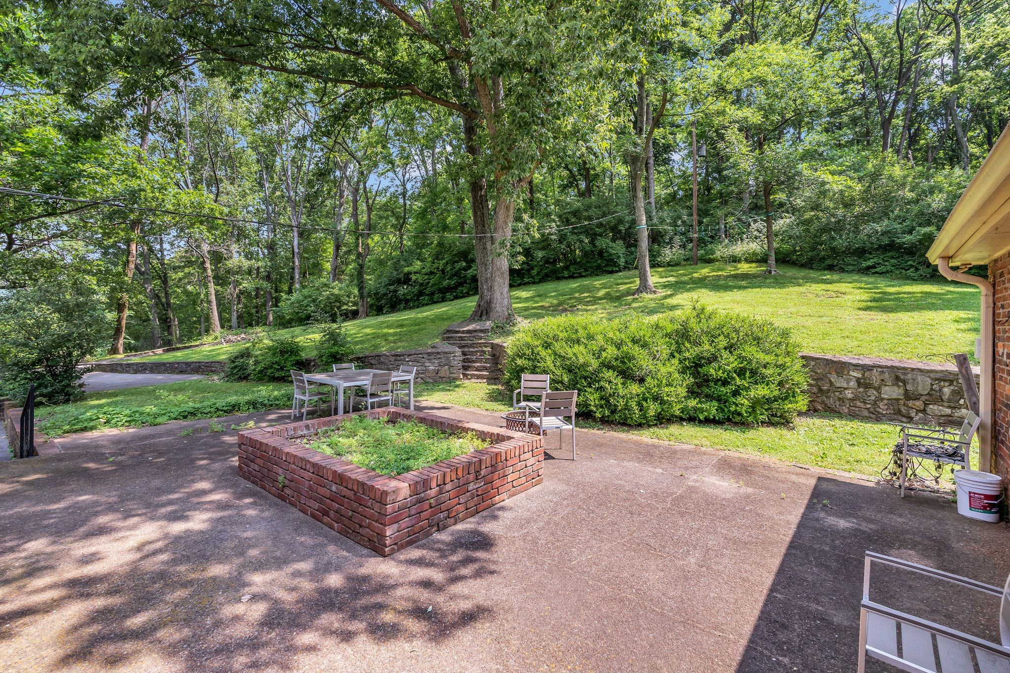 208 Vaughns Gap Rd Property Photo 37