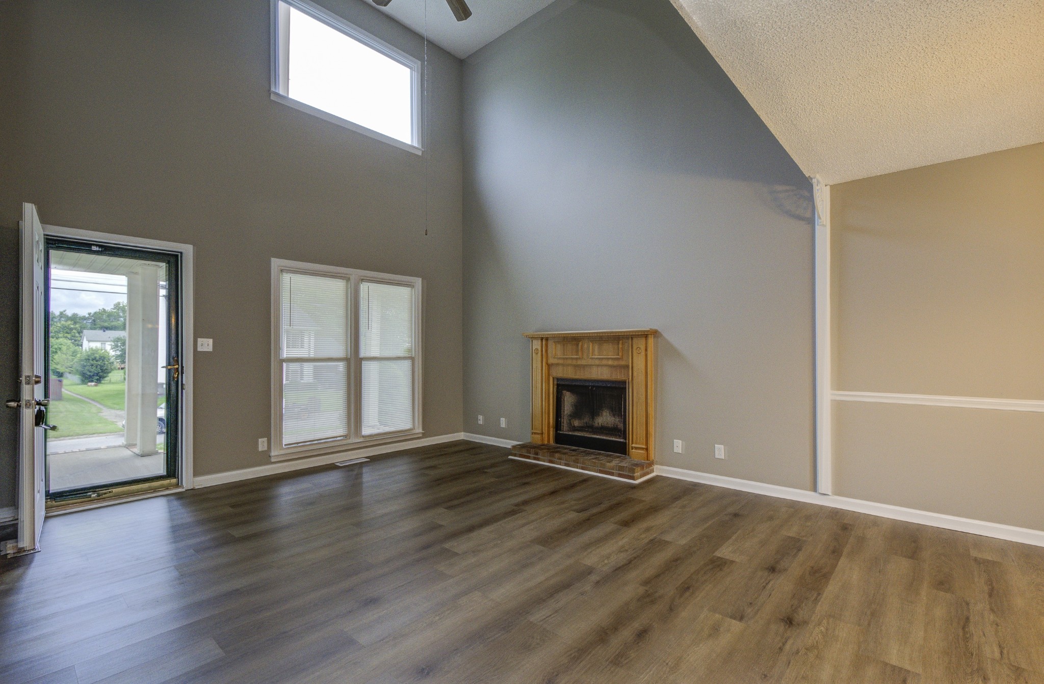 1237 Archwood Dr Property Photo 8