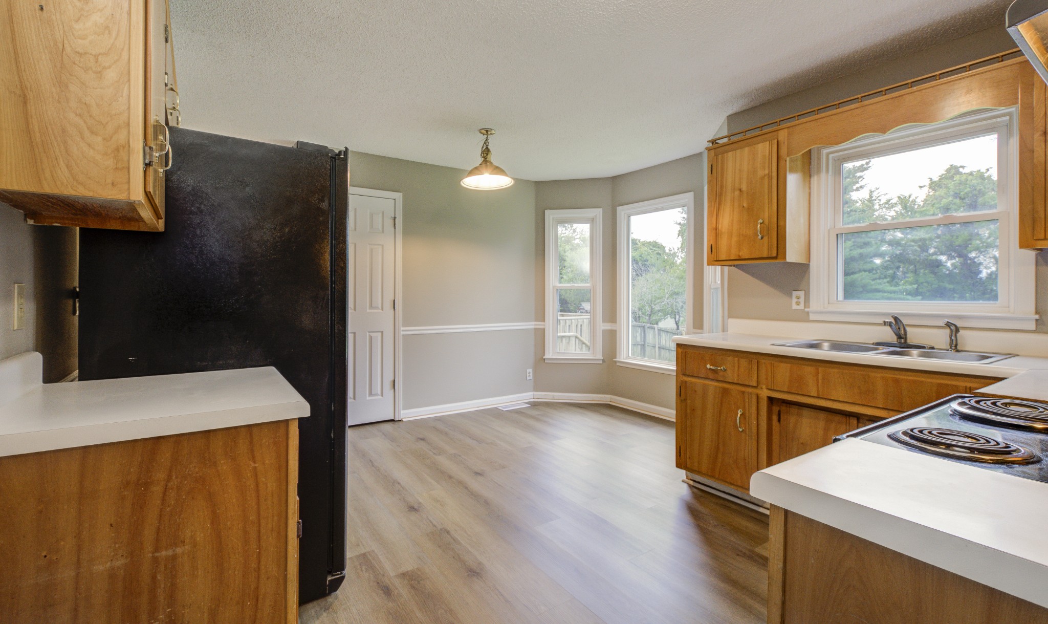 1237 Archwood Dr Property Photo 18