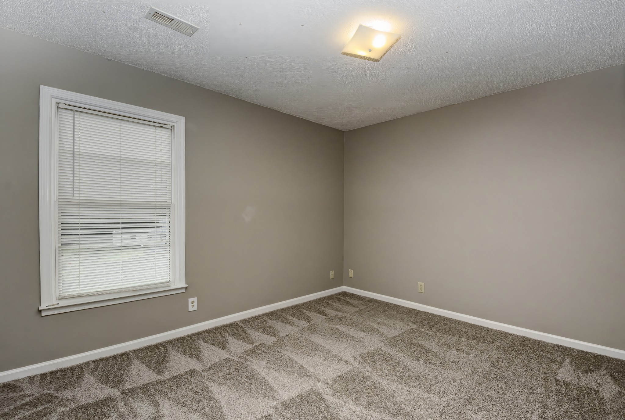 1237 Archwood Dr Property Photo 28