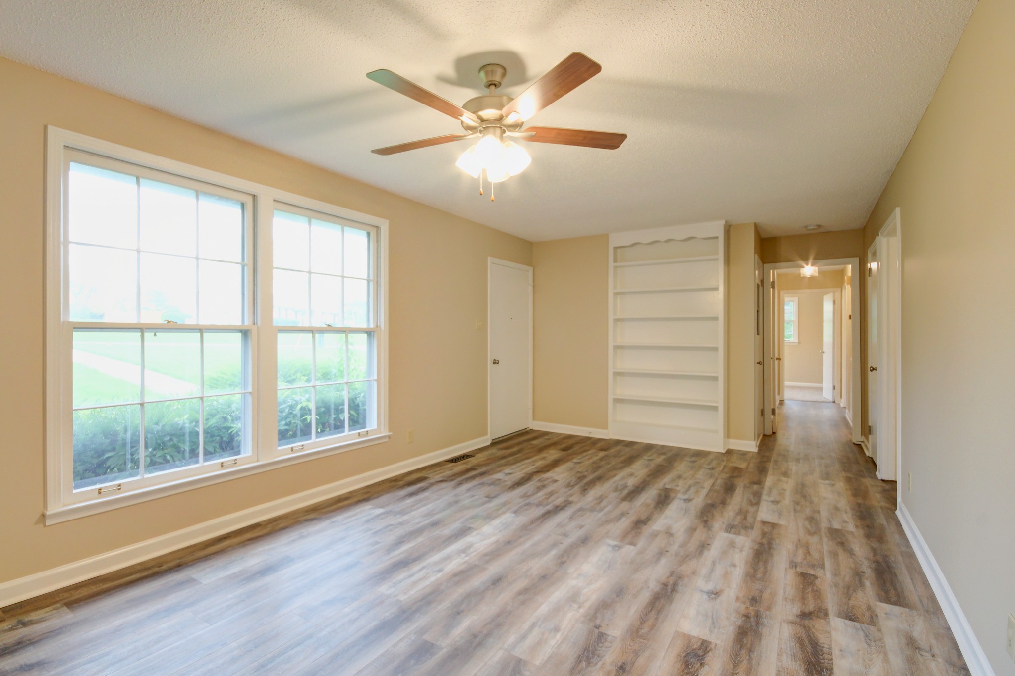 304 Ridgeland Dr Property Photo 10