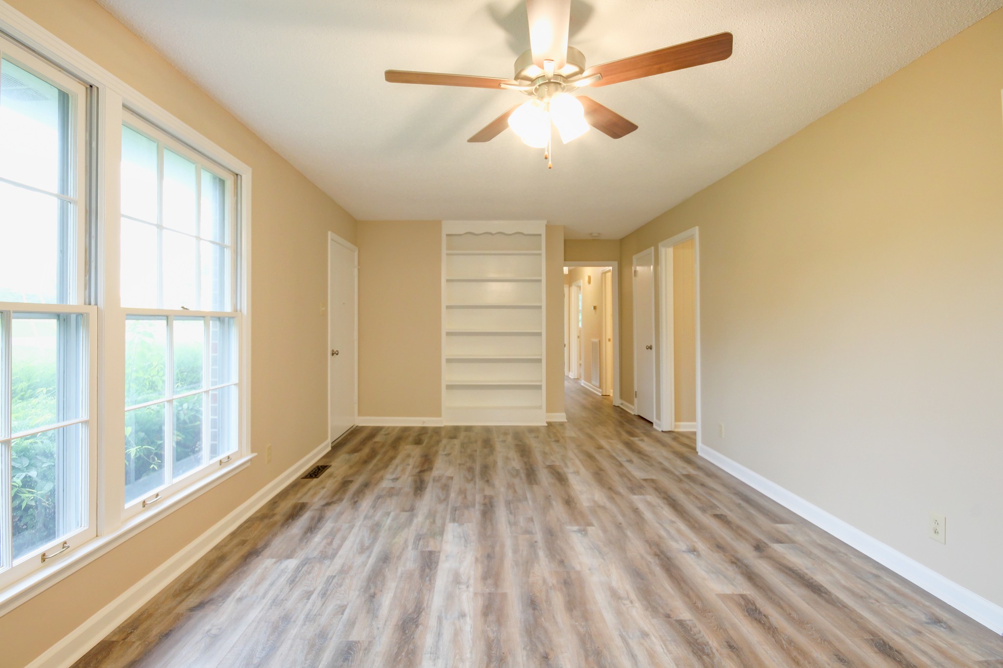 304 Ridgeland Dr Property Photo 11