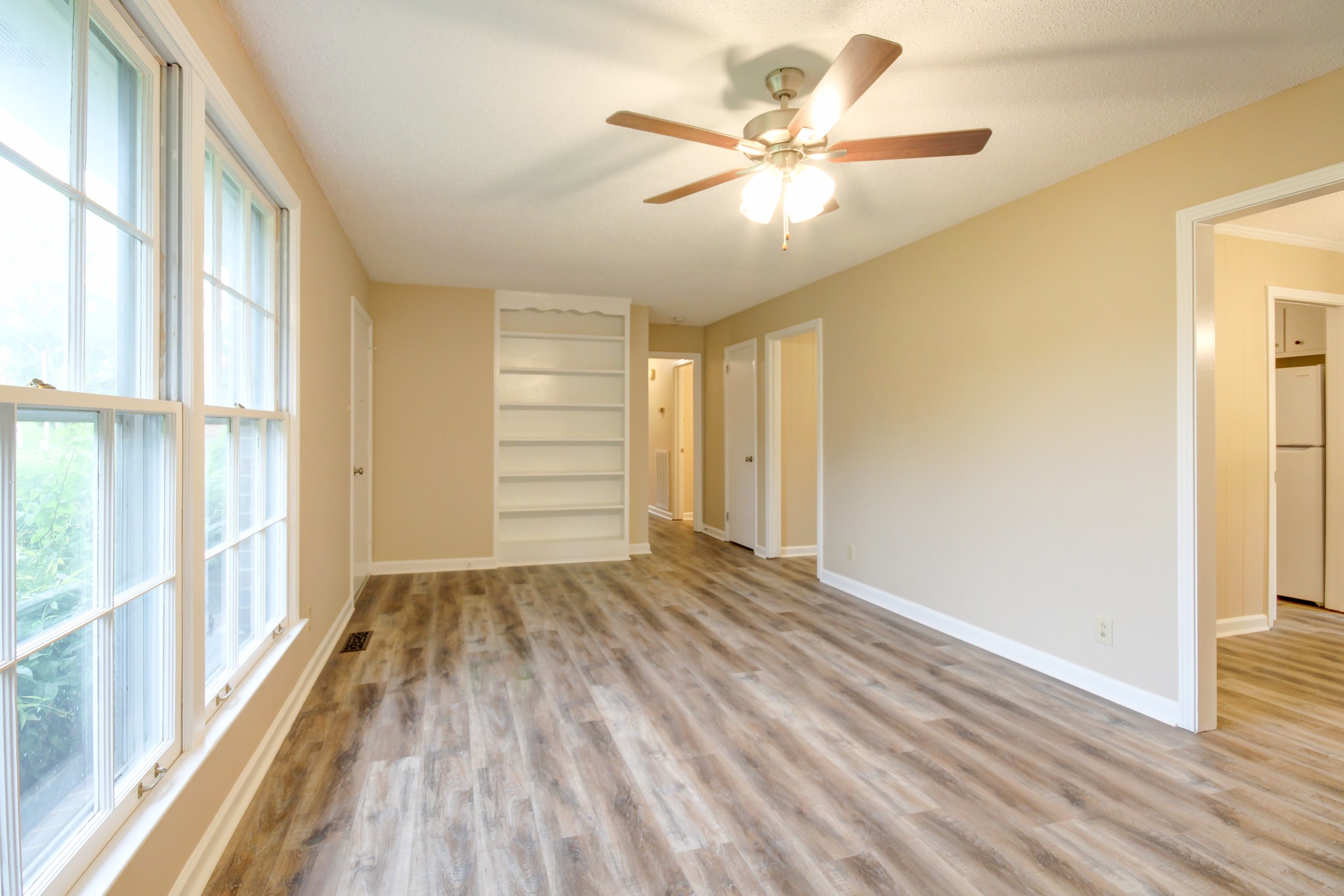 304 Ridgeland Dr Property Photo 12