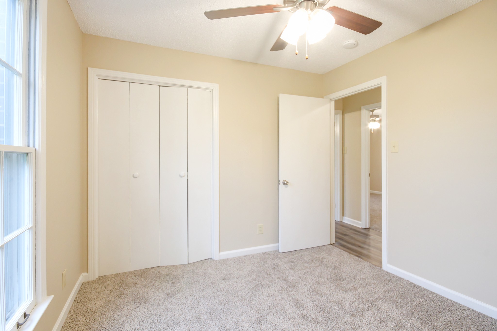 304 Ridgeland Dr Property Photo 31