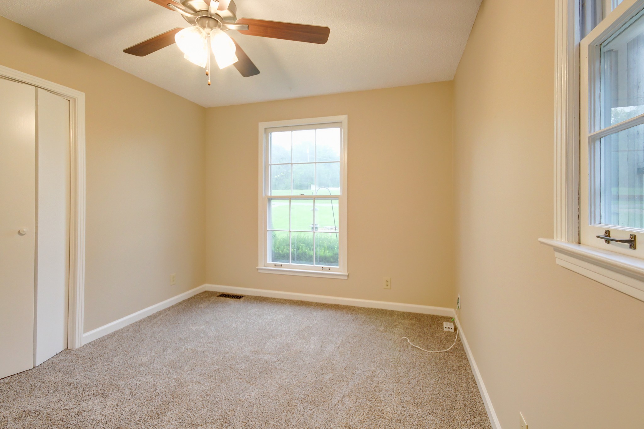 304 Ridgeland Dr Property Photo 35