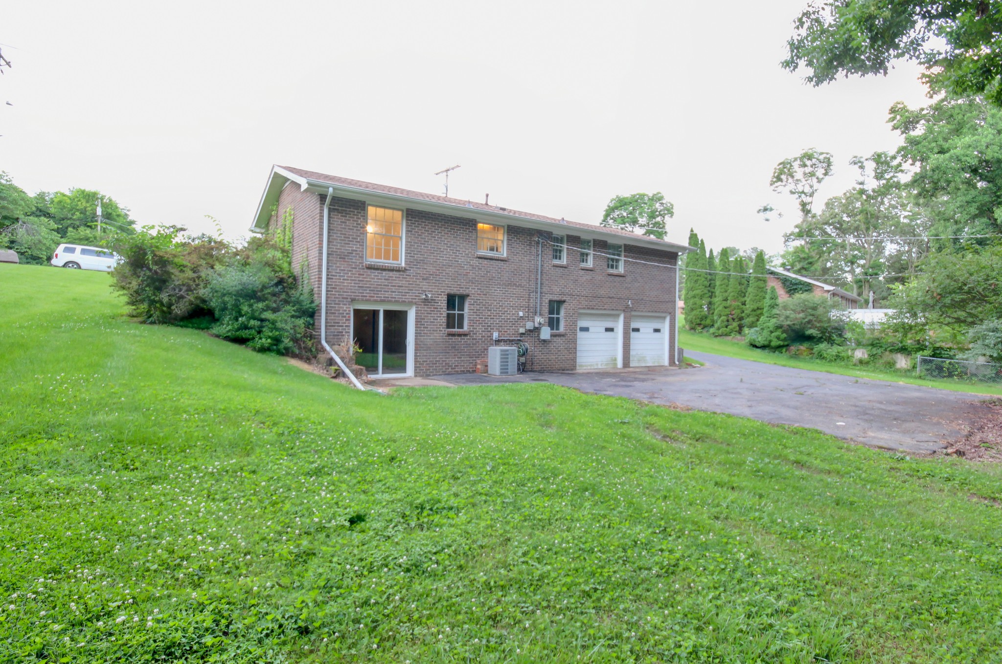 304 Ridgeland Dr Property Photo 46
