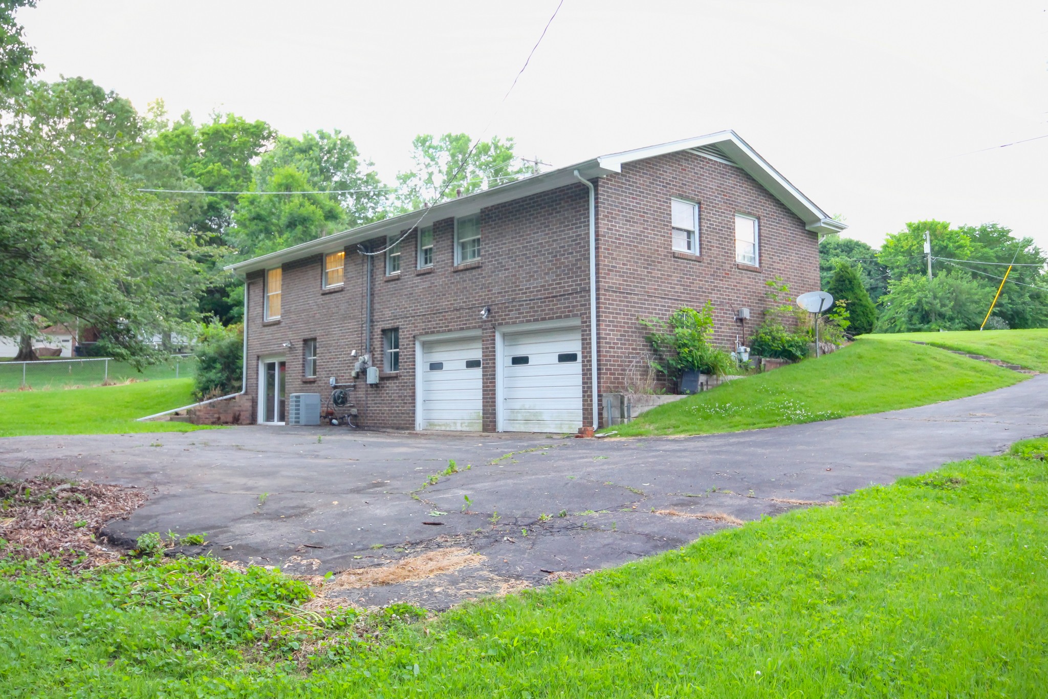 304 Ridgeland Dr Property Photo 51