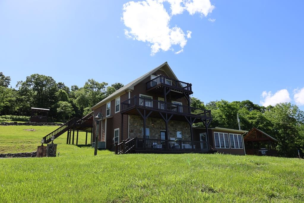 209 Richardson Hollow Ln Property Photo 2