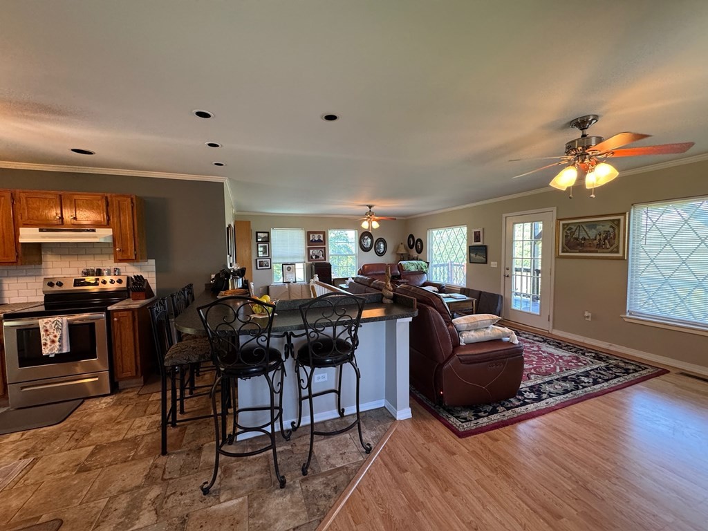 209 Richardson Hollow Ln Property Photo 24