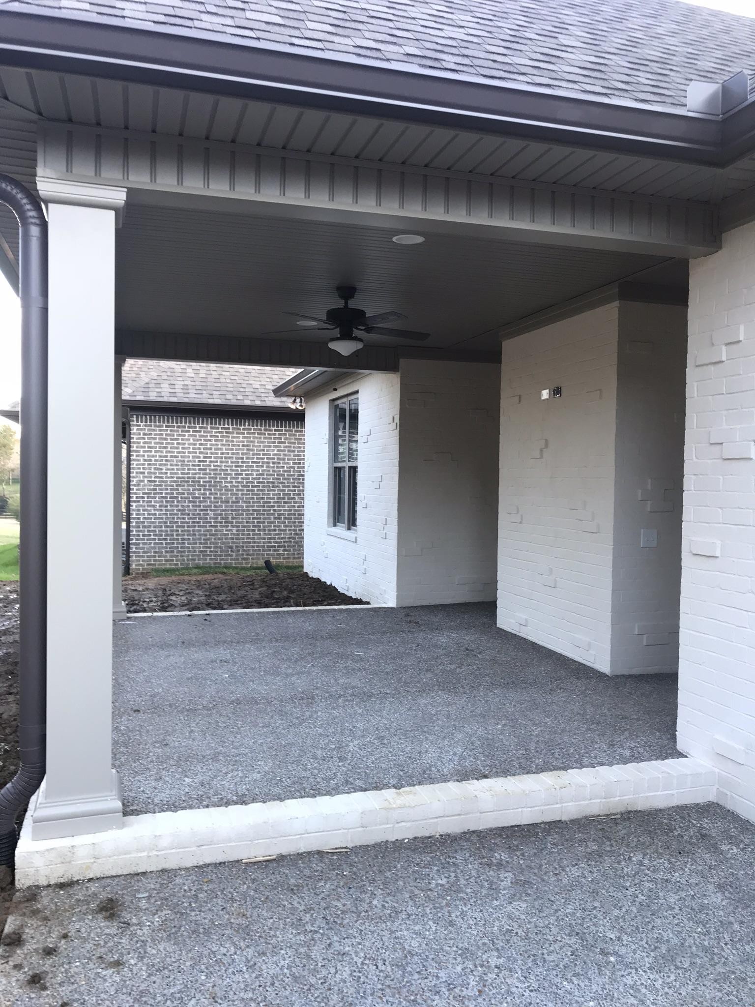 414 W Archer Way Property Photo 8