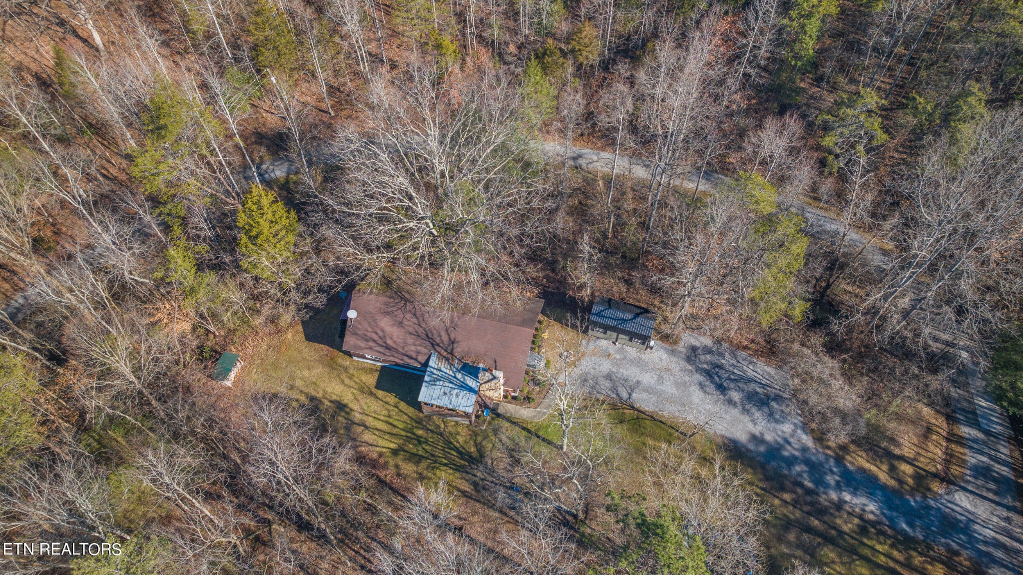 820 Old Gate Rd Property Photo 9