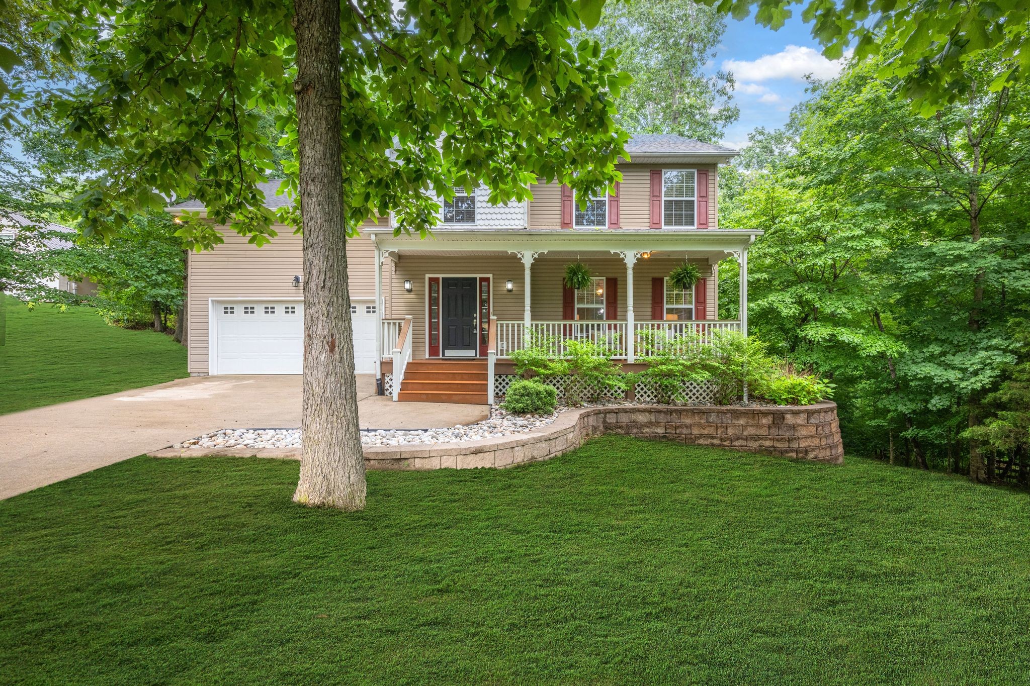 545 Lauren Park Drive Property Photo 1
