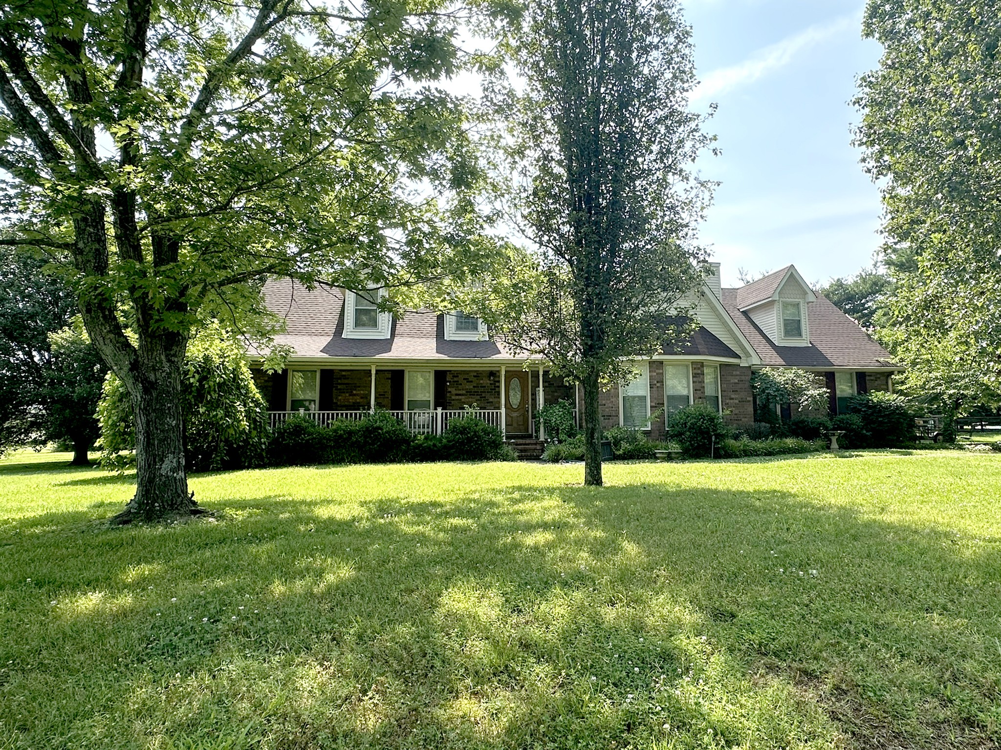 101 Mcnairy Ln Property Photo 1