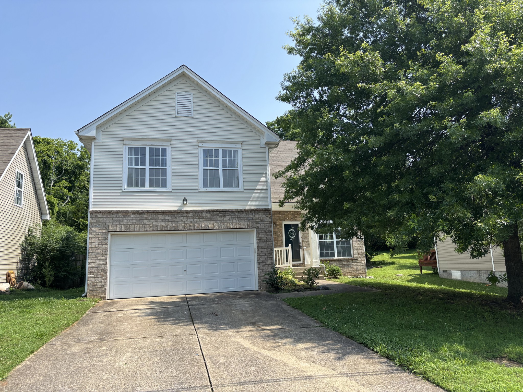 2060 Stanford Village Dr Property Photo 1