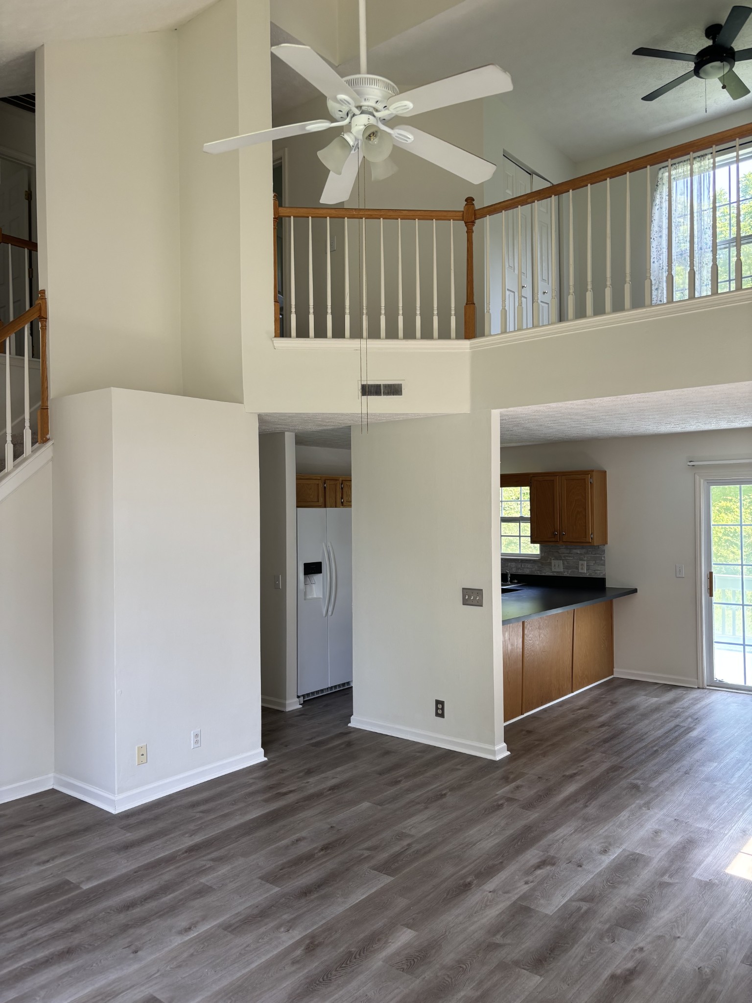 2060 Stanford Village Dr Property Photo 5