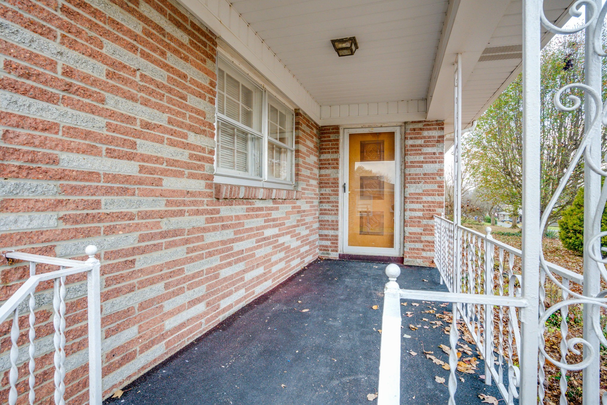 204 Rutherford Ave Property Photo 3