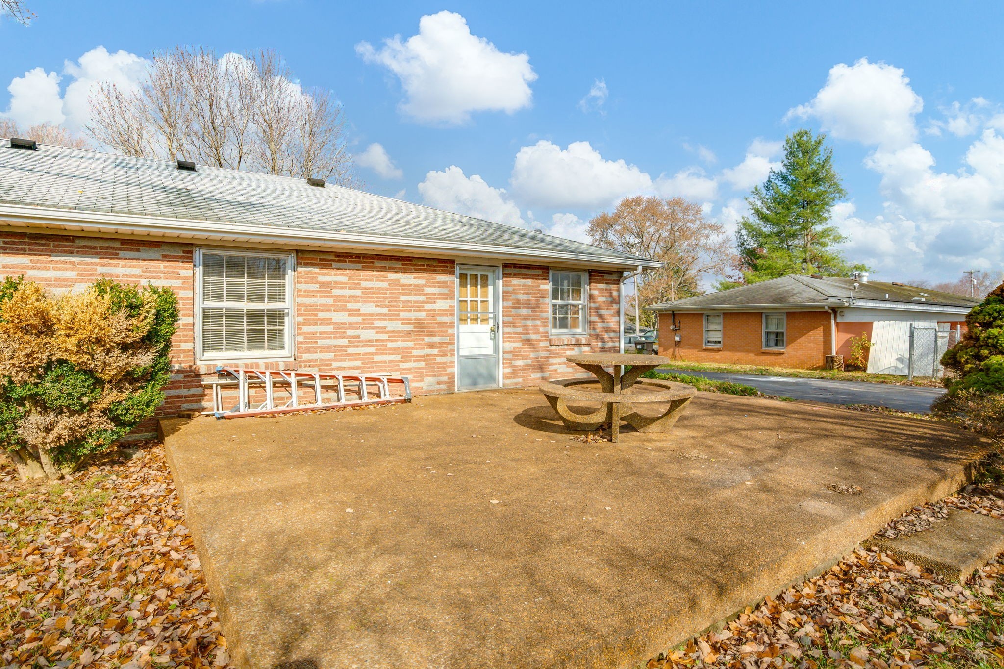 204 Rutherford Ave Property Photo 6