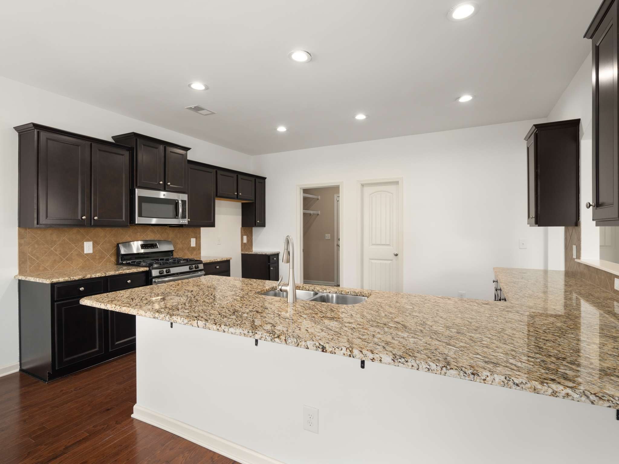 3029 Alan Dr Property Photo 14