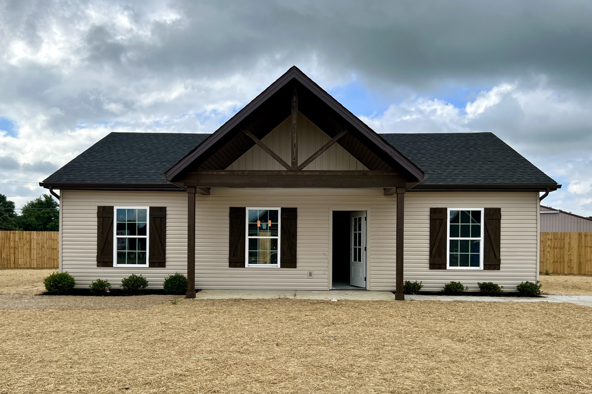 1107 Brook Court Property Photo 1