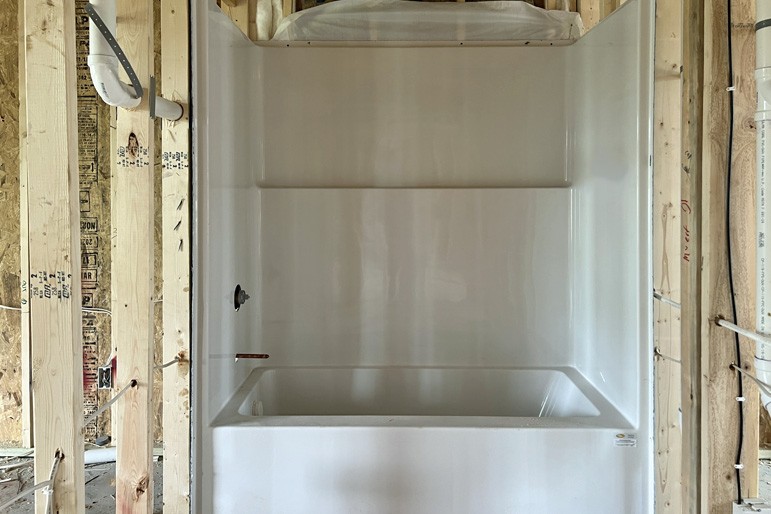1107 Brook Court Property Photo 4