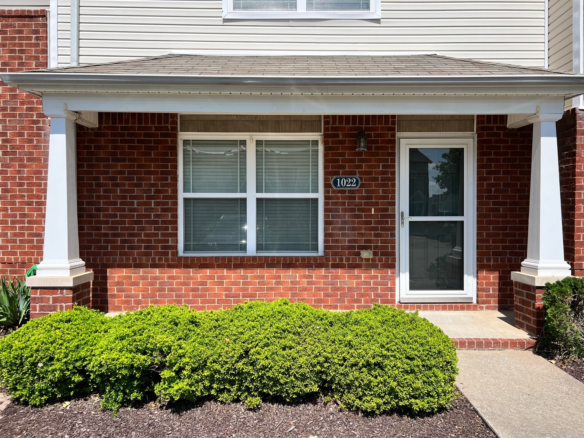 1022 Somerset Springs Dr Property Photo 1