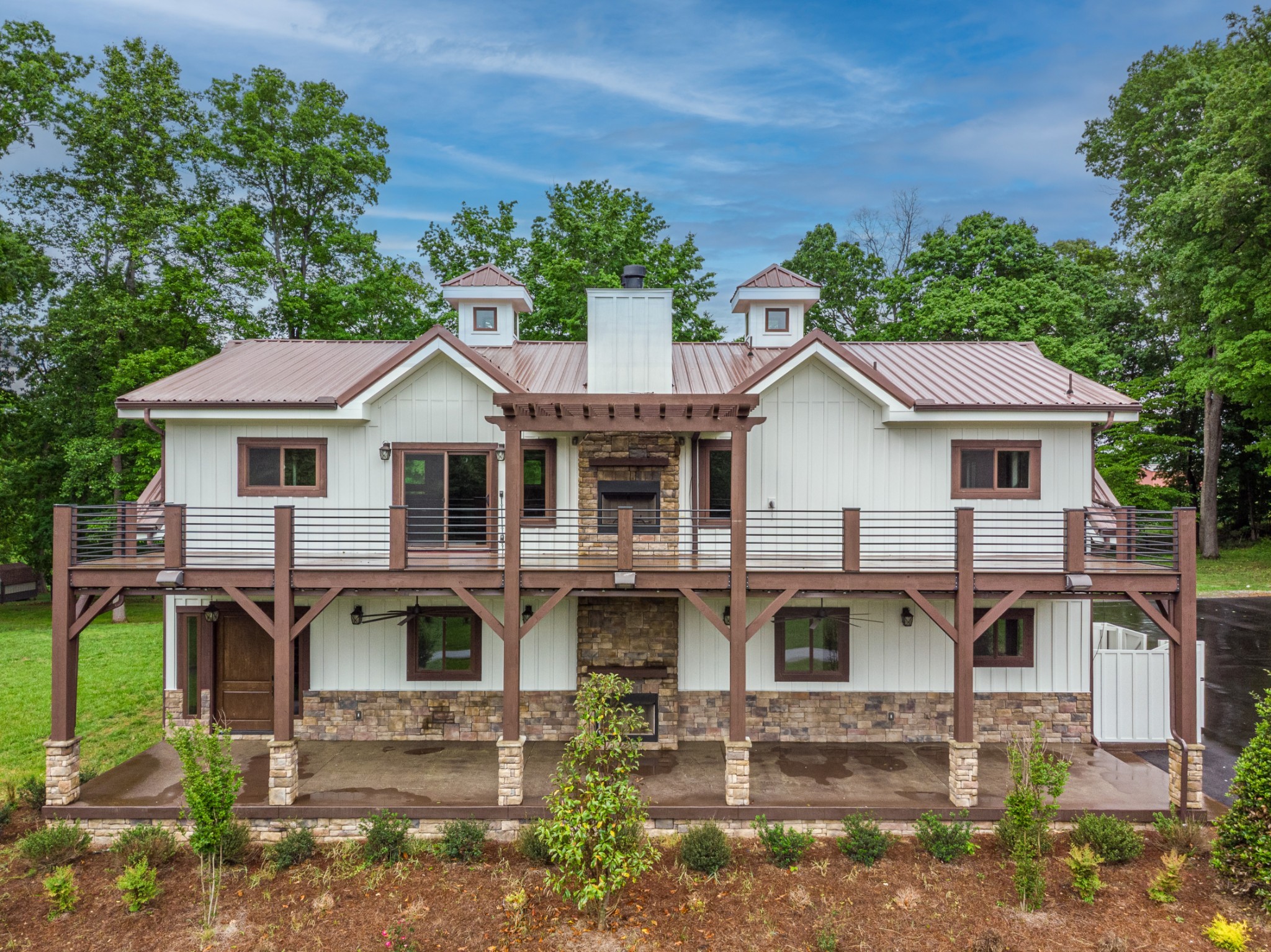 4451 Airport Rd Property Photo 4