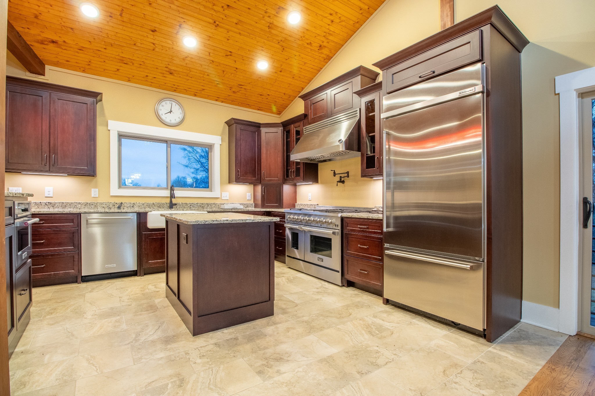 4451 Airport Rd Property Photo 19