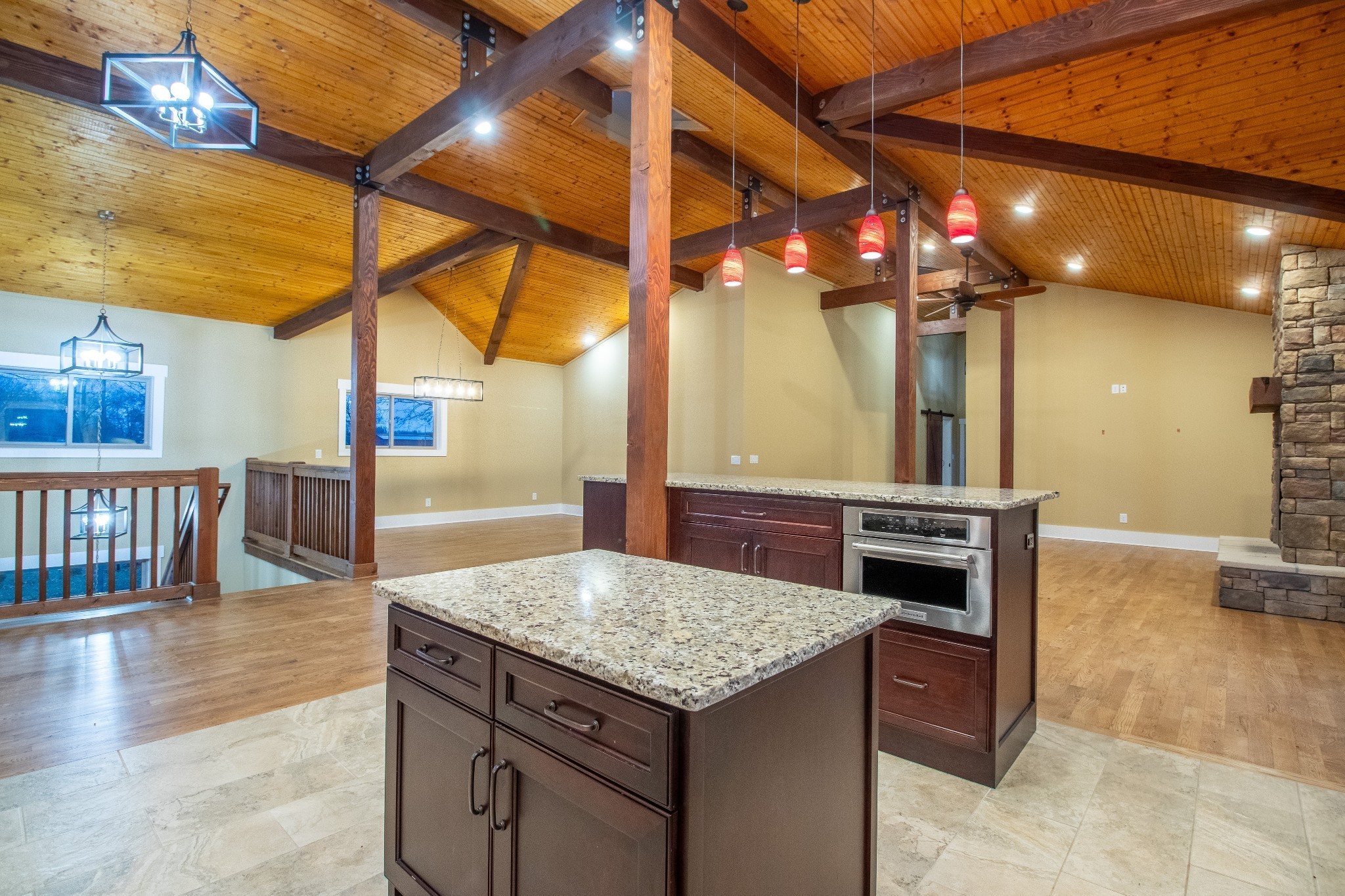 4451 Airport Rd Property Photo 24