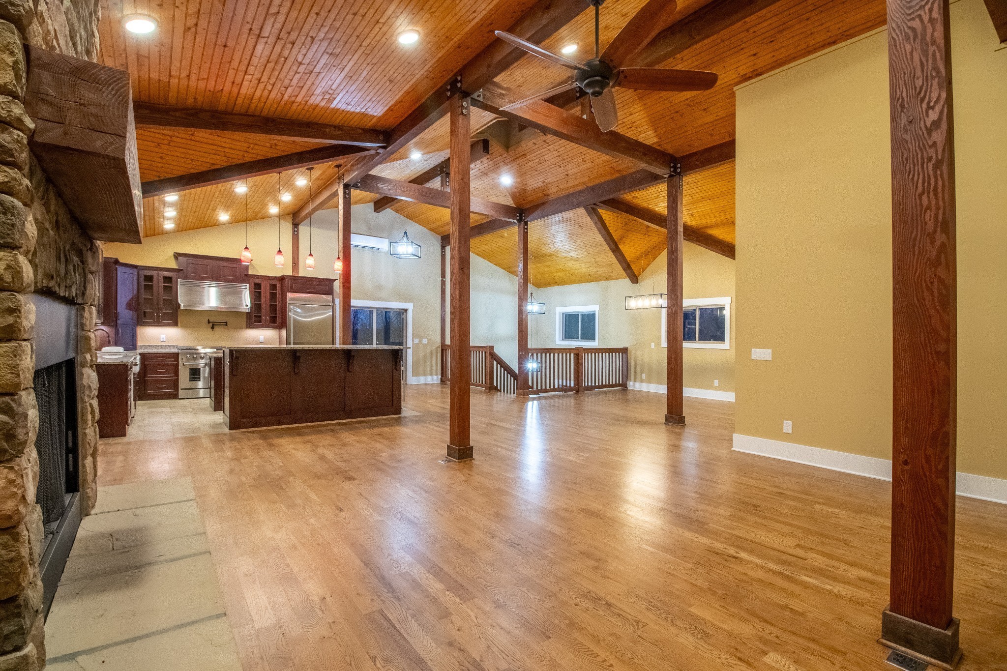 4451 Airport Rd Property Photo 26