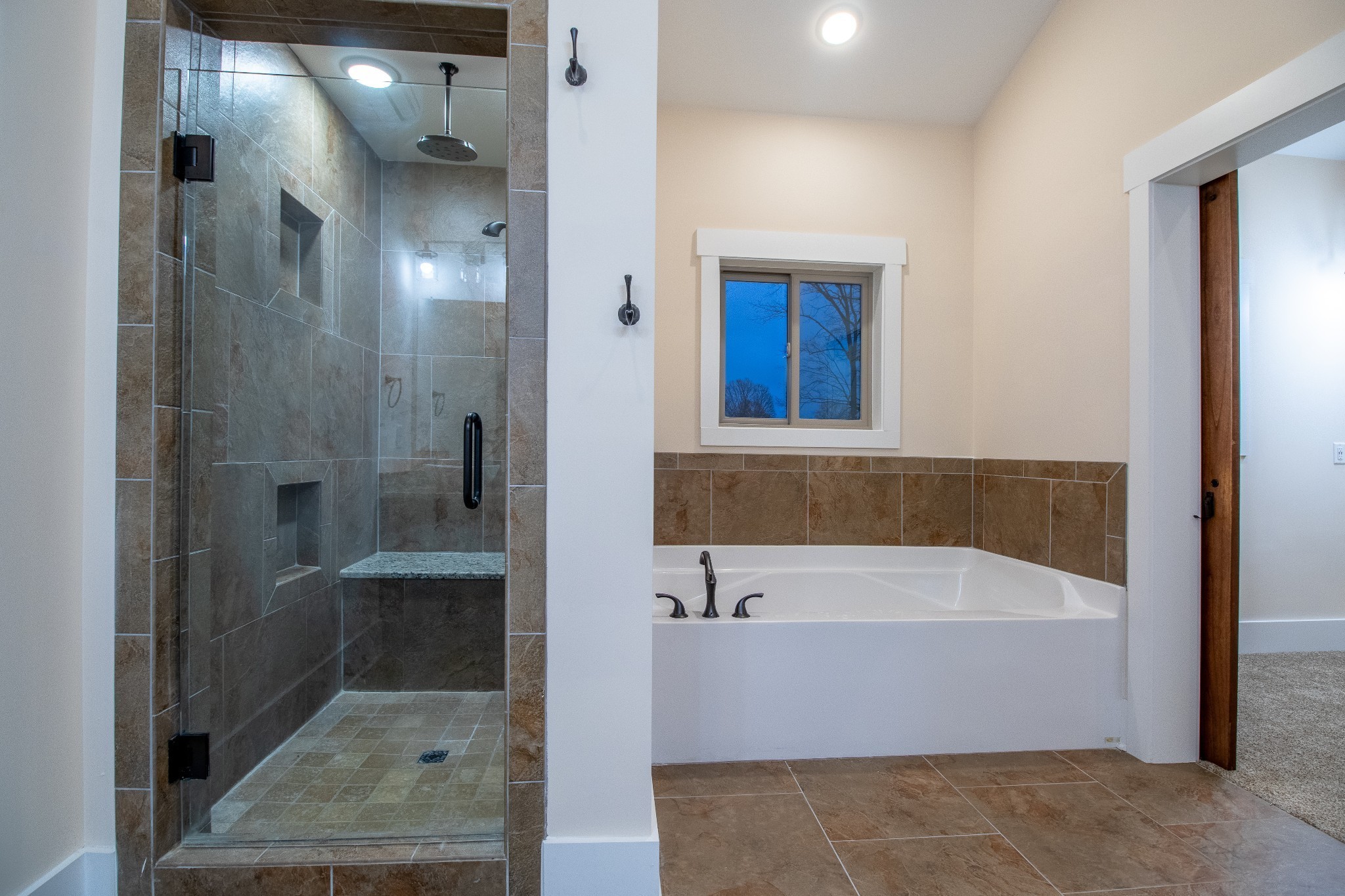 4451 Airport Rd Property Photo 37