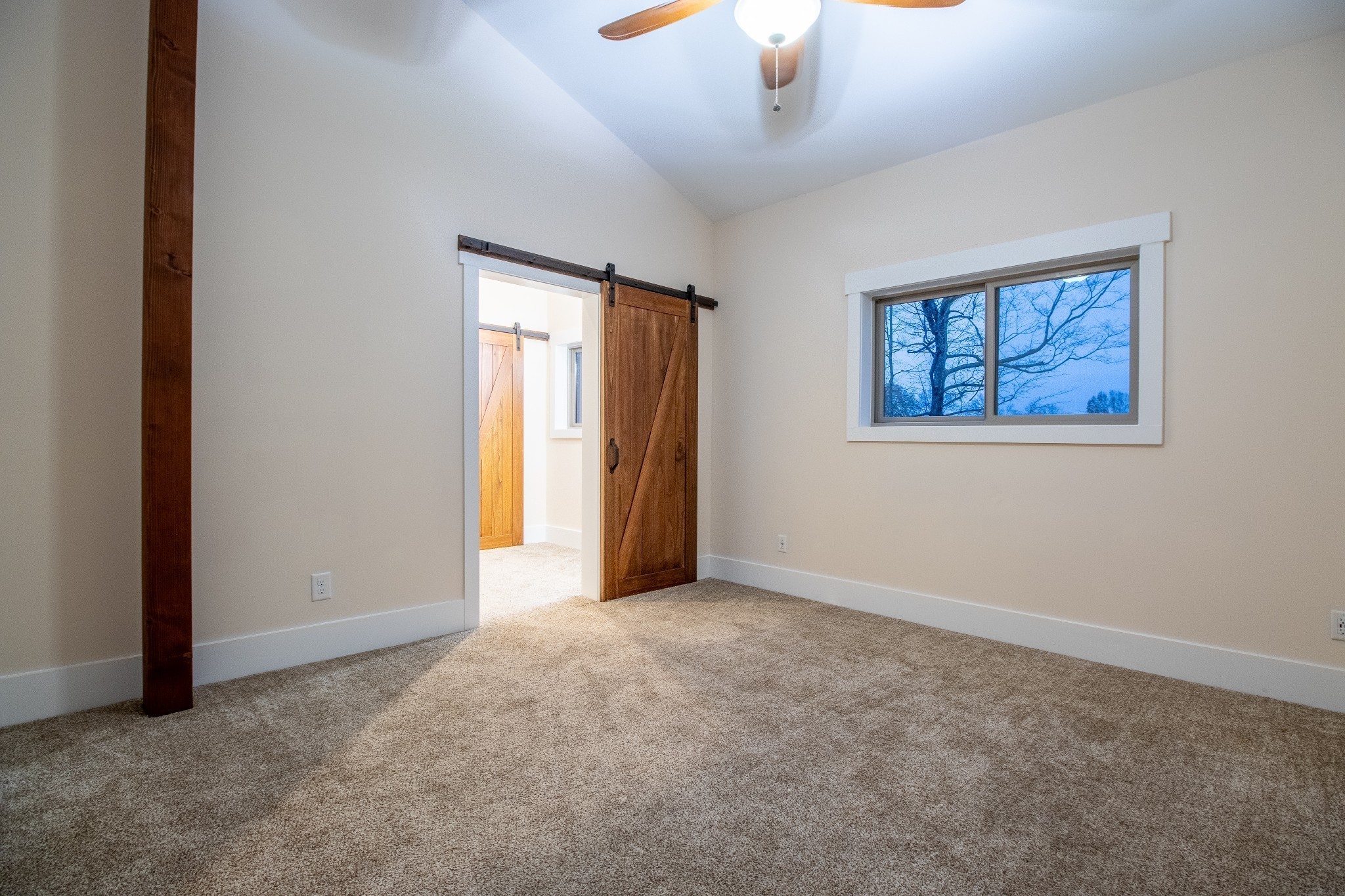 4451 Airport Rd Property Photo 39