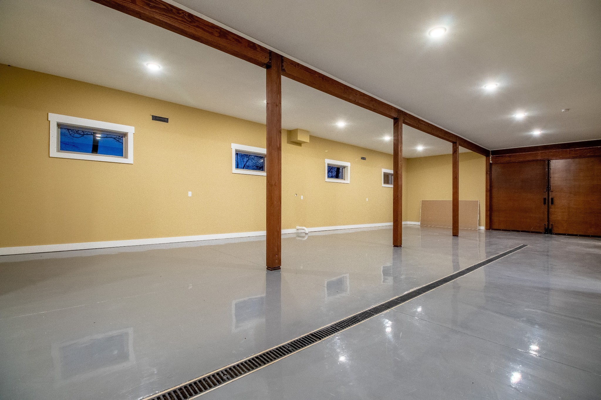 4451 Airport Rd Property Photo 41